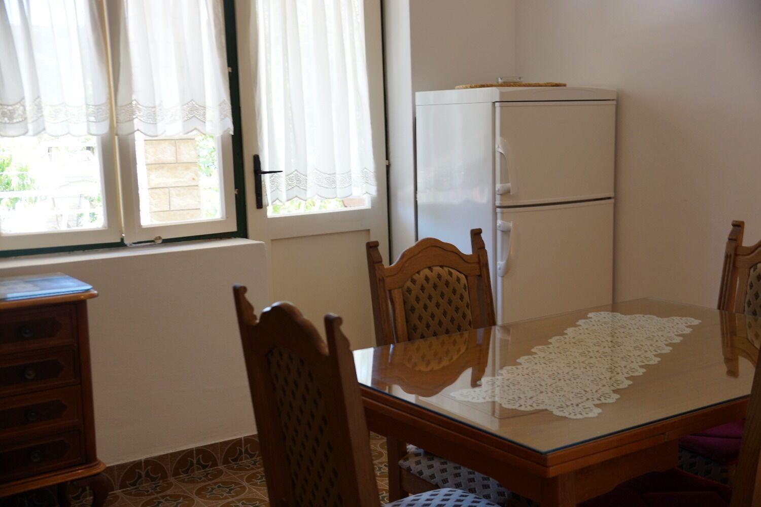 Apartments Srdan Vinišće Buitenkant foto